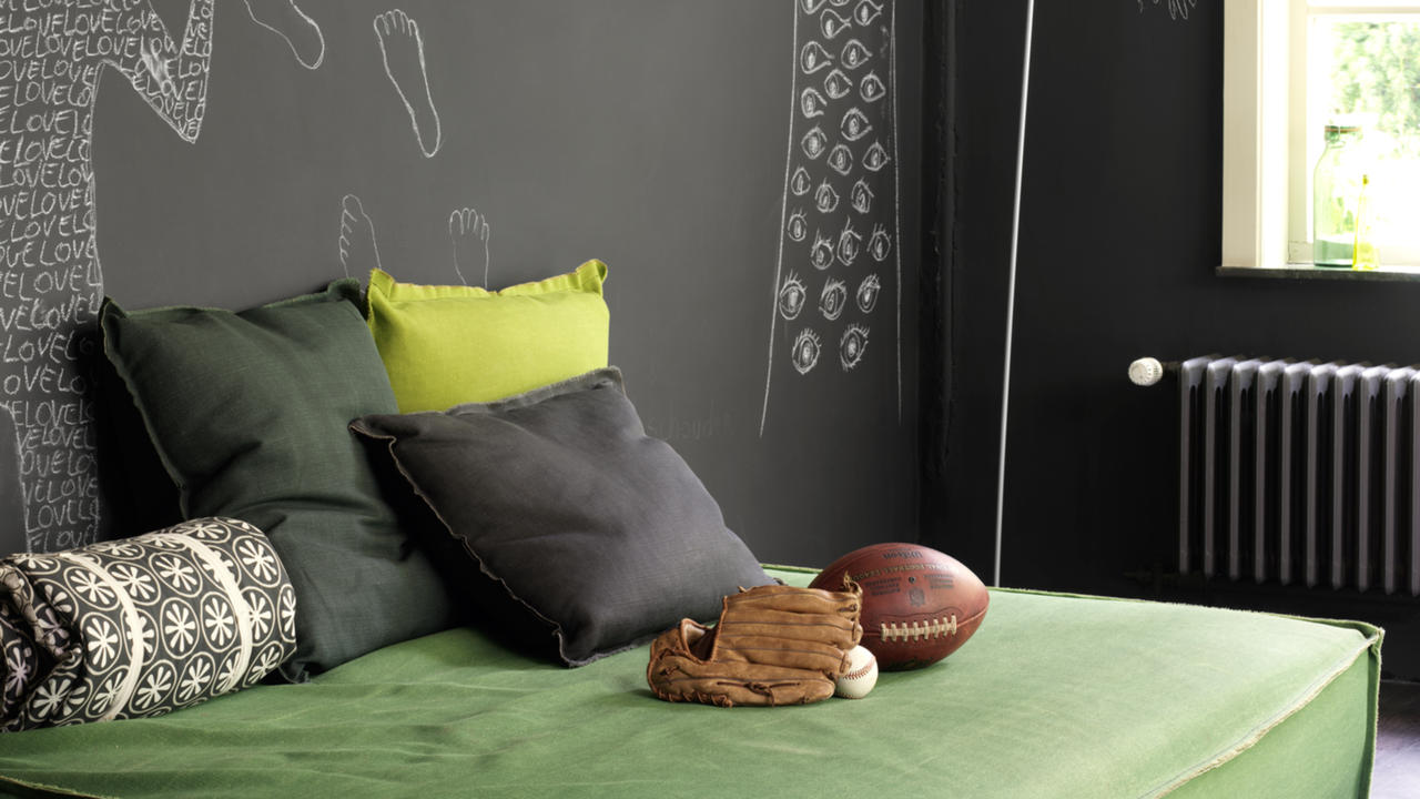 Verfkleuren combineren in de slaapkamer painttrade Muur kleur tot bruin bed