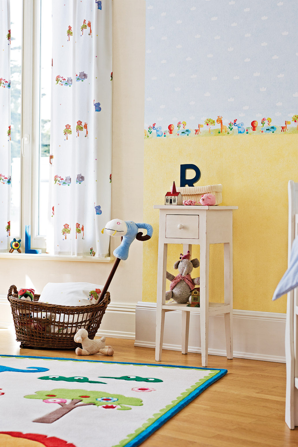 Speel met kleur in de babykamer painttrade